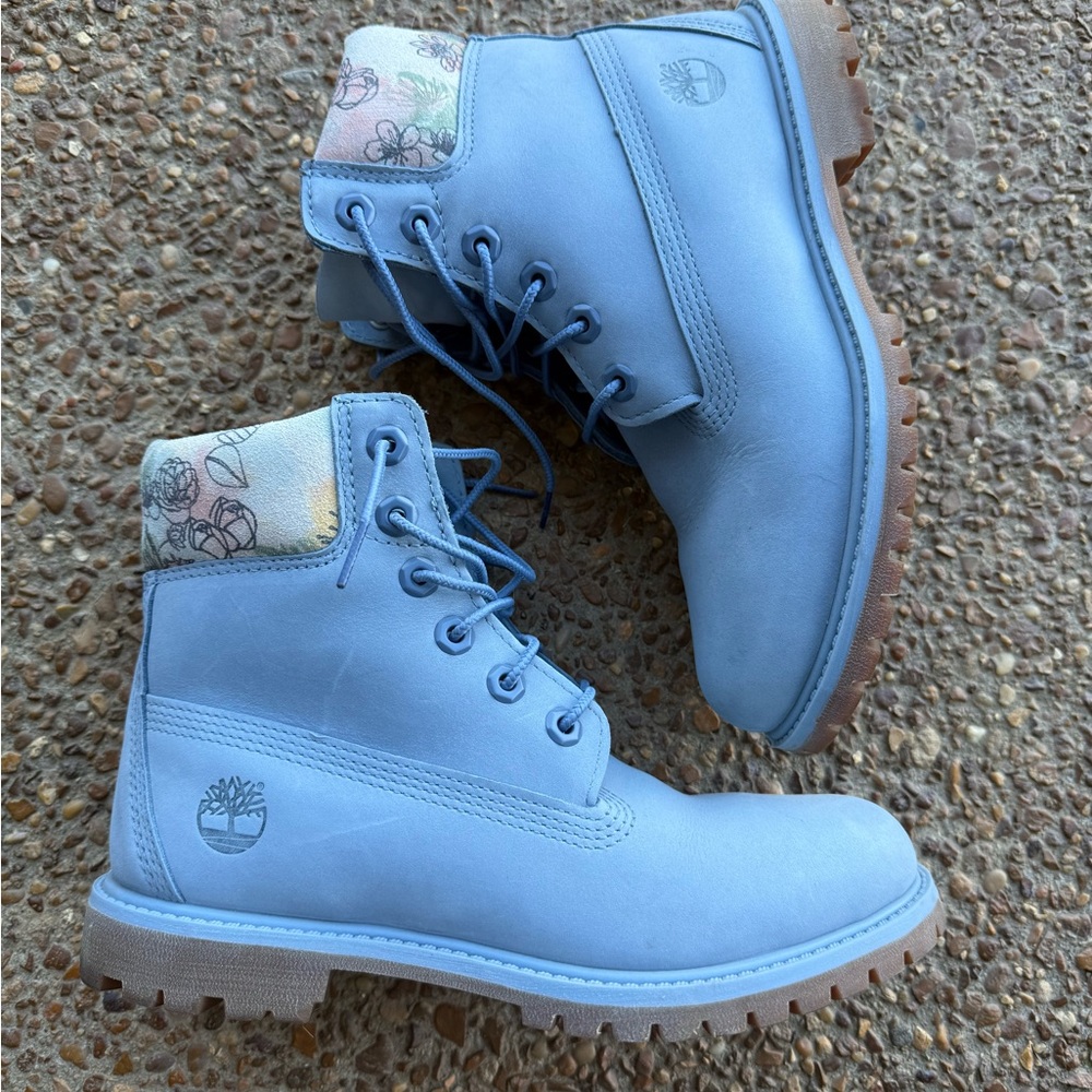 Timberland Women's Light Blue Combat Boots